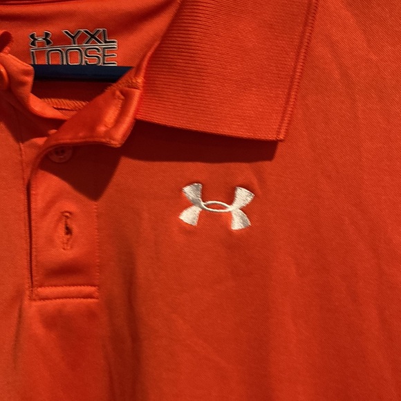 ❌SOLD on MERCARI❌ Under Armour Boys Shirt - Picture 2 of 6